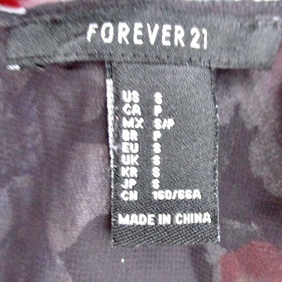 🍍3/$15🍍 Forever 21 Floral Long Sleeve Romper - Picture 7 of 8